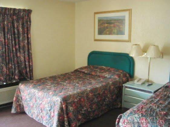 Whitehouse Motel Richmond South Bellwood Extérieur photo